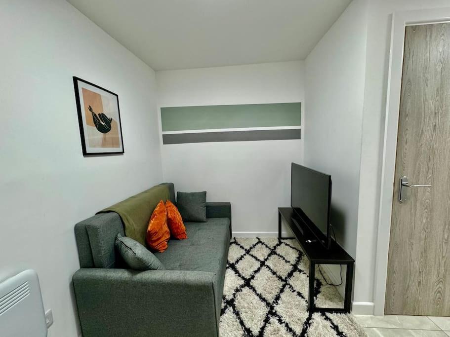 Stylish One Bedroom & A Sofa Bed Cardiff Buitenkant foto